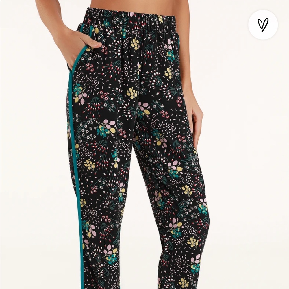Lulu’s Boho blooms pants